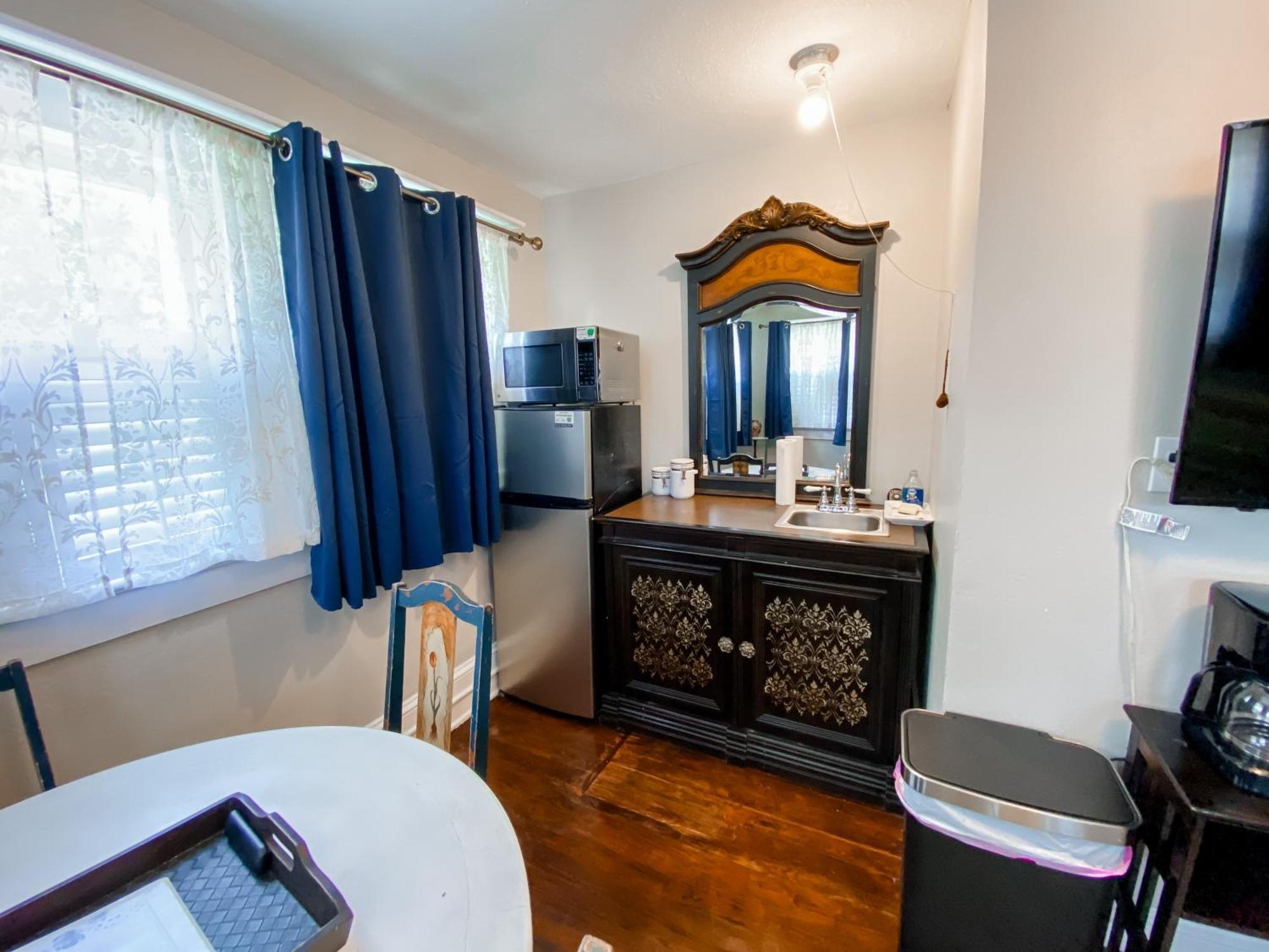 Park Place Inn And Cottages แซนฟอร์ด ภายนอก รูปภาพ